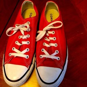 EUC Apple Red Converse W:9 M:7